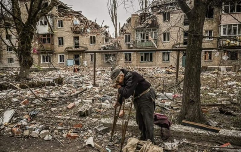 La ciudad vive, la gente sobrevive: quien ahora accede a evacuar Avdiivka