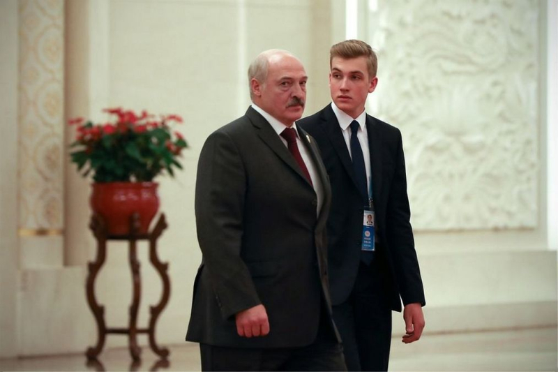Punto vulnerable de Lukashenko: de quien escondió a su hijo Kolya en Beijing