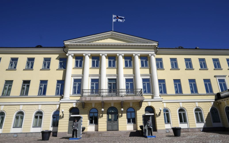 Finlandia aumentará las restricciones de entrada para los rusos: a quiénes afectará
