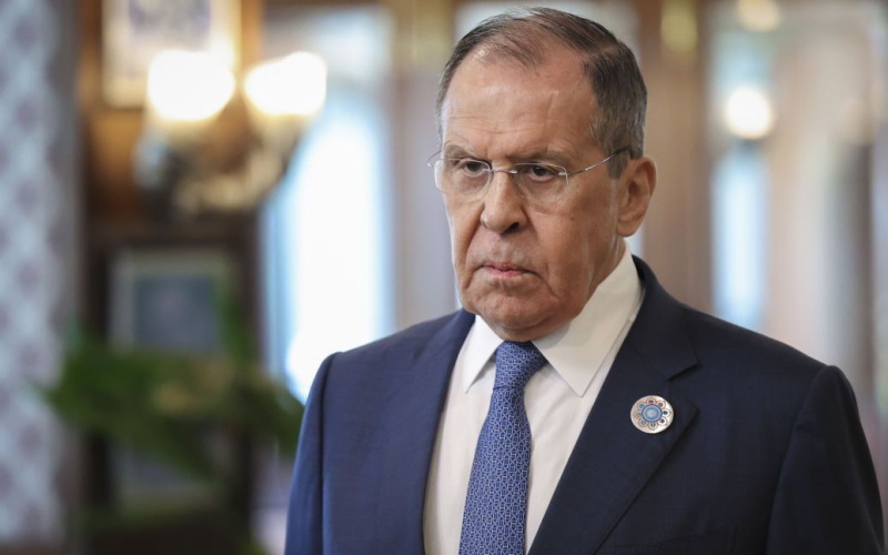 Lavrov amenaza con continuar la guerra en Ucrania