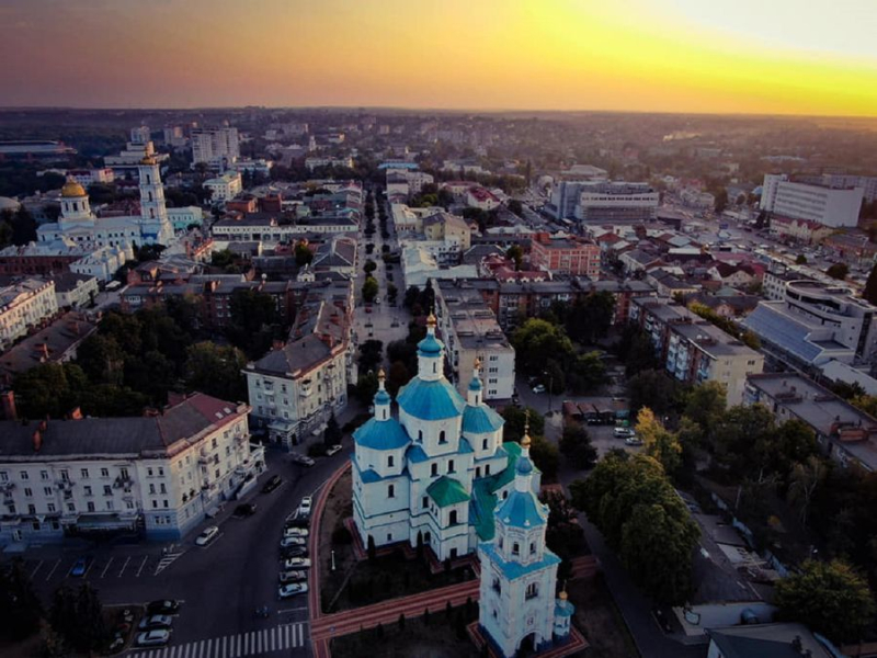 Fuertes explosiones se escucharon en Sumy por la noche: OVA contó sobre la situación en la ciudad