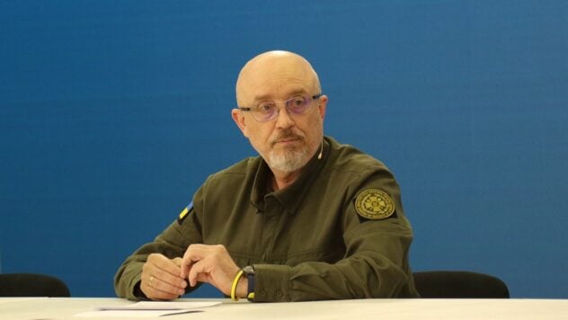 Reznikov proporcionará un informe de EE. UU. sobre el uso de municiones en racimo
