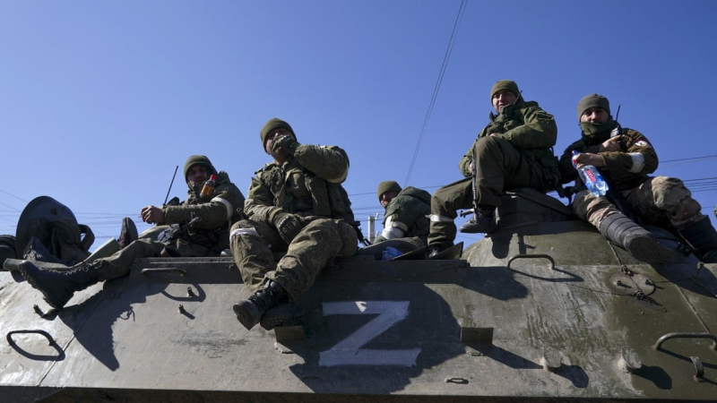Los invasores han intensificado los ataques de Maryinka. Los prisioneros del escuadrón Storm-Z son arrojados a la batalla