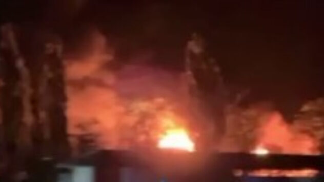 Un depósito de petróleo se incendió en la Shakhtyorsk ocupada