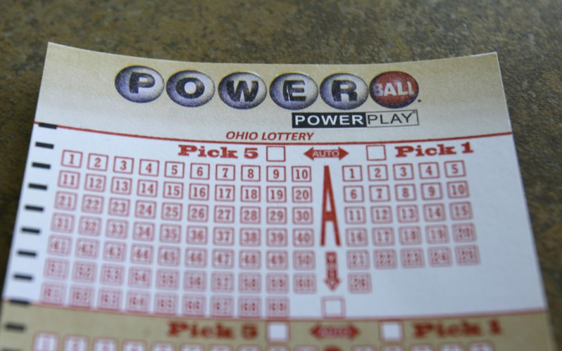 Ganador la lotería no vino por sus más de mil millones de dólares