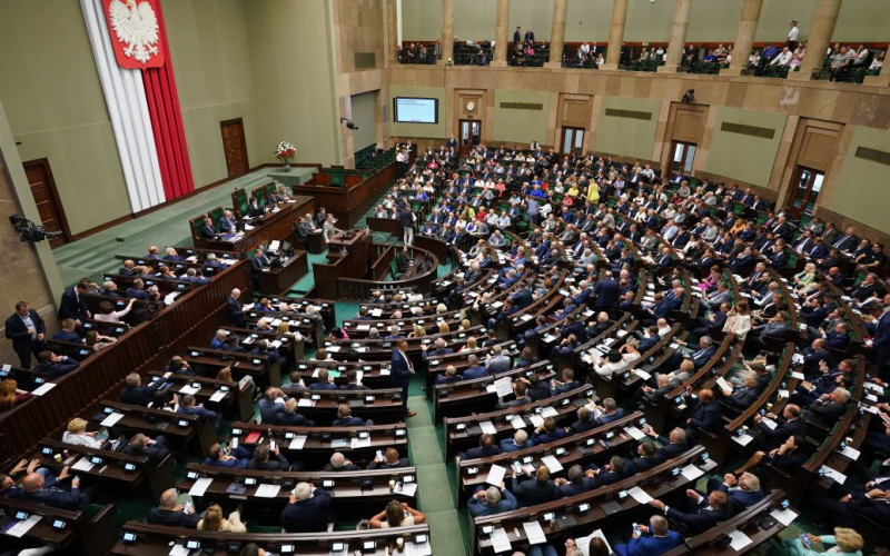 El Sejm de Polonia aprobó una resolución sobre la tragedia de Volyn: exige el reconocimiento de la culpabilidad de los ucranianos