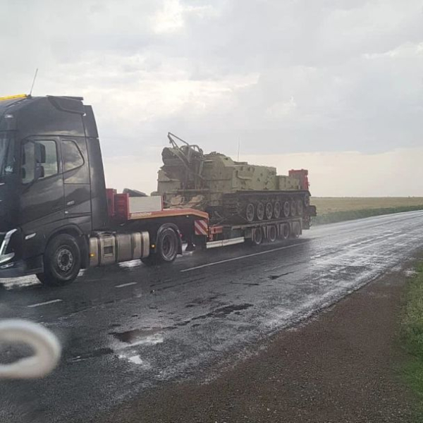Se notaron camiones con maquinaria en Kazajstán moviéndose hacia Rusia : lo que se sabe (foto)