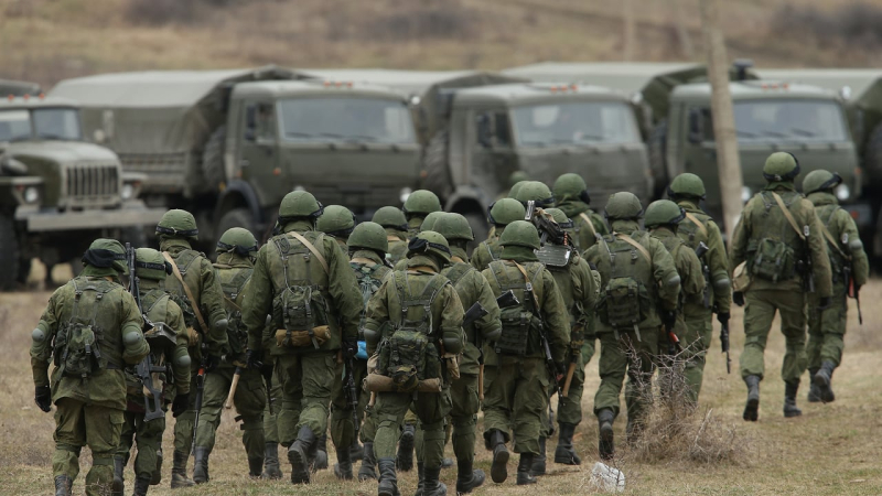 Muchos militares rusos se niegan a luchar, pero la Federación Rusa encontró una manera: la inteligencia británica