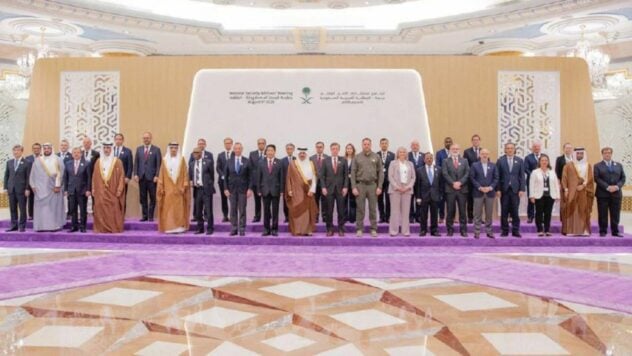 La presencia de China en la cumbre de Jeddah muestra que Rusia está cada vez más aislada — FT 