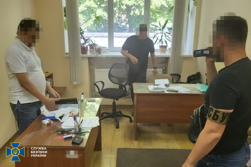 En Vinnitsa, el SBU expuso a más de 10 funcionarios del junta médica militar y médicos que vendieron documentos a evasores 