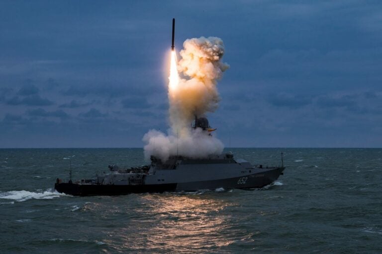 Alcance de disparo de hasta 2.600 km: lo que se sabe sobre los misiles de crucero Caliber