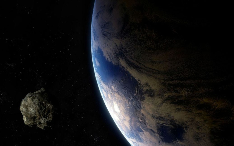 K Un asteroide peligroso se acercó a la Tierra: ¿existe una amenaza para el planeta? /></p>
<p><strong>El asteroide 2023 OQ corresponde a uno de los parámetros seguros de un “objeto peligroso”.</strong></p>
<p>El domingo 6 de agosto, el asteroide 2023 OQ, de 137 metros de tamaño, vuela bastante cerca de la Tierra a gran velocidad.</p>
<p>Así lo informó el Laboratorio de Propulsión a Chorro de la Aeronáutica Nacional de EE.UU. and Space Administration (NASA).</p>
<p>Según expertos que monitorean objetos potencialmente peligrosos, este asteroide se encuentra a una distancia de 3,8 millones de kilómetros de la Tierra a una velocidad de 76.752 km/h.</p>
<p>< p>Vale la pena señalar que la NASA considera que los asteroides que se acercan a la Tierra a una distancia más cercana a los 7,4 millones de km, y sus dimensiones superan los 150 m.</p>
<p>El asteroide 2023 OQ corresponde a uno de los parámetros seguros de un “peligroso “objeto” y está “ligeramente por debajo” para representar una amenaza grave.</p>
<p>Según la NASA, hay alrededor de 16 mil asteroides alrededor de la Tierra, de los cuales 1784 se consideran peligrosos.</p >
<p>Recordemos que el 4 de agosto, un asteroide de más de 360 ​​metros, pero su distancia de nuestro planeta era más – 5,35 millones de kilómetros.</p>
<h4>Temas relacionados:</h4>
<!-- AddThis Advanced Settings above via filter on the_content --><!-- AddThis Advanced Settings below via filter on the_content --><!-- AddThis Advanced Settings generic via filter on the_content --><!-- AddThis Related Posts below via filter on the_content --><div class=