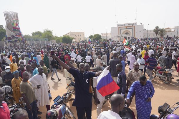 Quién y por qué apoya la golpe de estado en Níger: AP