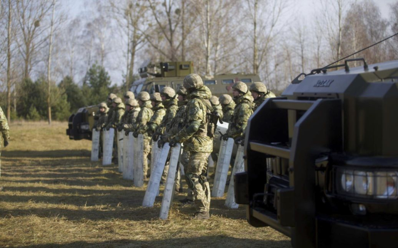 Guardias fronterizos de Bielorrusia organizaron una provocación en la frontera de Letonia – foto