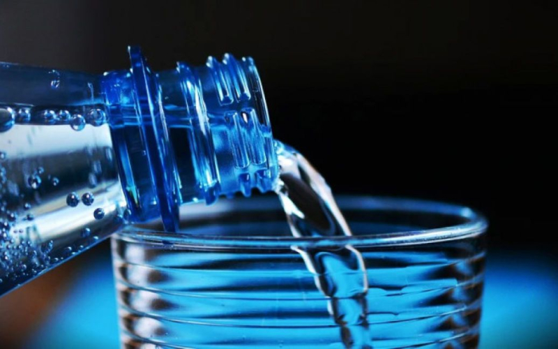 La mujer murió por envenenamiento por agua: cuánto bebió a la vez (foto)