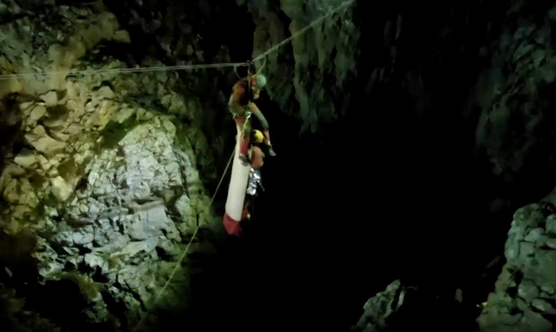 Pasó más de una semana en una cueva profunda: un investigador estadounidense fue rescatado en Turquía