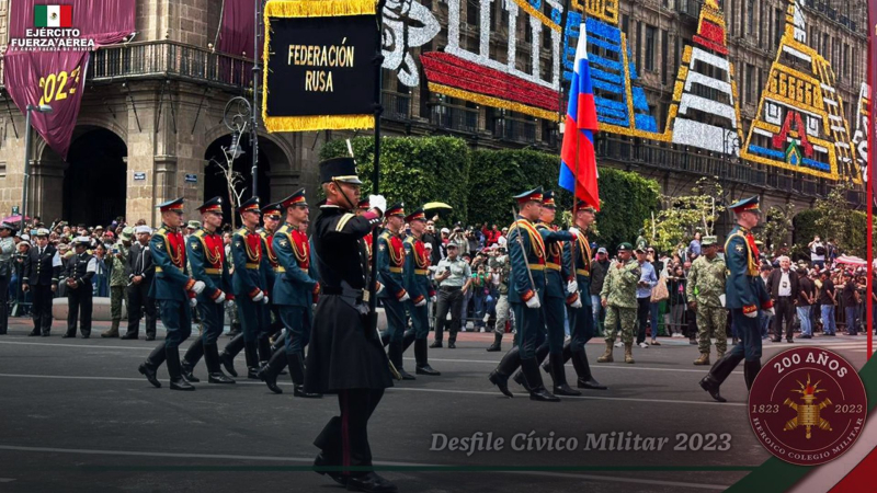 Manchado con sangre ucraniana : El ejército ruso participó en el desfile en México