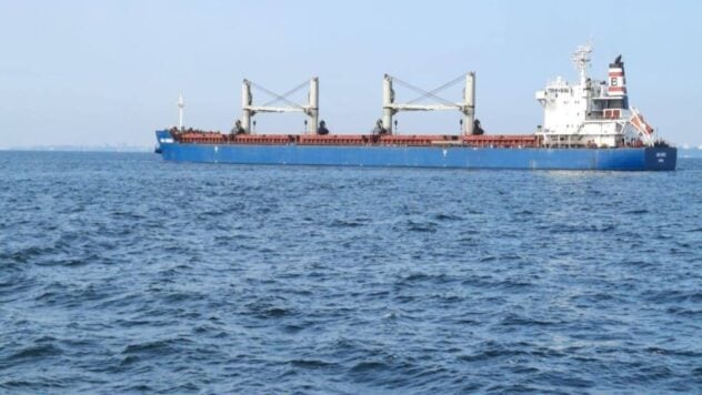 Fuera del corredor de cereales: dos barcos más salieron del puerto ucraniano