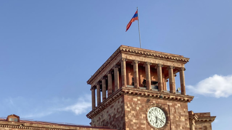 Casi 30 mil personas ya han abandonado Nagorno-Karabaj rumbo a Armenia