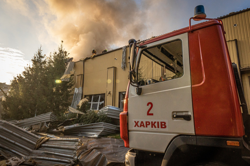 Un hotel, almacenes y edificios residenciales fueron destruidos, personas resultaron heridas: la Federación Rusa lanzó 43 misiles contra Ucrania de noche