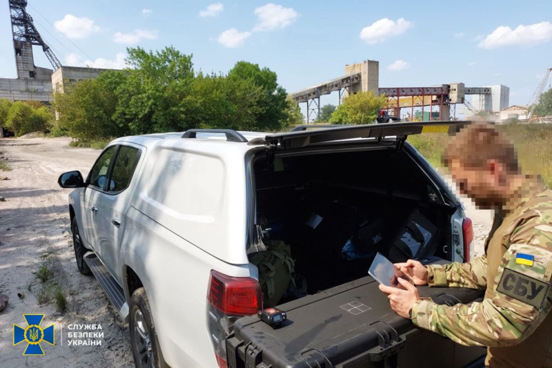 Cientos de objetos y miles de coches fueron controlados: en Ucrania redadas debido a las amenazas rusas con una bomba “sucia”