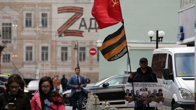 Putin convirtió a la Federación Rusa en una fábrica de genocidio. Snyder sobre la responsabilidad colectiva de los rusos por crímenes en Ucrania