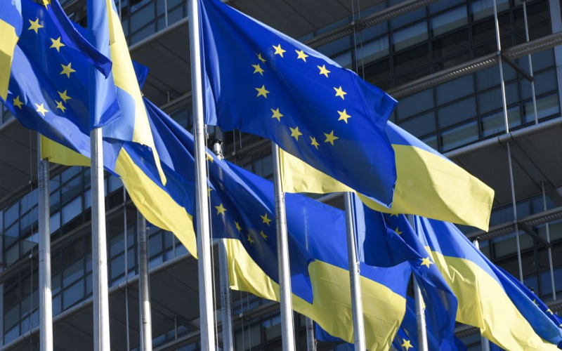 Europeo La Unión Europea está considerando la posibilidad de aumentar el número de países miembros a 36