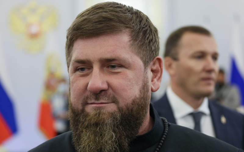 El coma puede esperar: Kadyrov está &quot ;resucitado&quot ; en las redes sociales