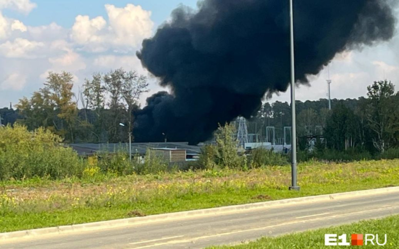 Grande Incendio en Ekaterimburgo ruso: qué pasó (foto, vídeo)