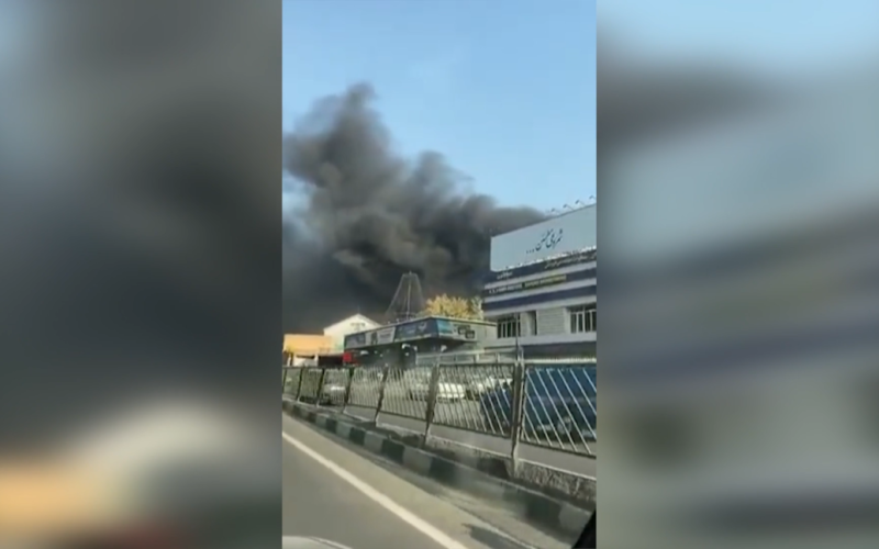 Ocurrió en Irán Incendio en una fábrica del Ministerio de Defensa: vídeo