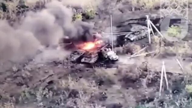 Menos tres tanques y varios equipos: las Fuerzas Armadas de Ucrania destruyeron una columna de invasores en en dirección Avdeevka