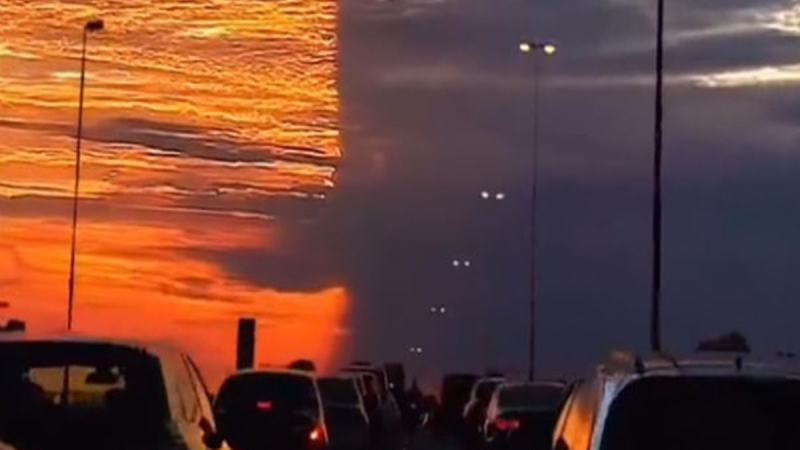 En Florida, observaron cómo el cielo se volvía bicolor: videos asombrosos