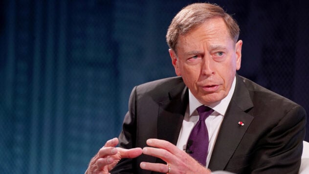 El exdirector de la CIA, Petraeus, explicó cómo Ucrania puede revertir la naturaleza posicional de la guerra