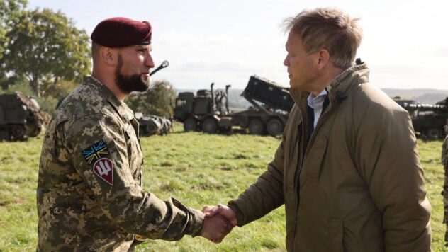 Gran Bretaña completó el entrenamiento de 30.000 militares ucranianos antes de lo previsto