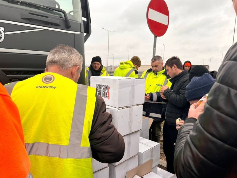 Bloqueo de la frontera con Polonia: el Ministerio de Infraestructuras ha creado una sede para ayudar a los conductores ucranianos