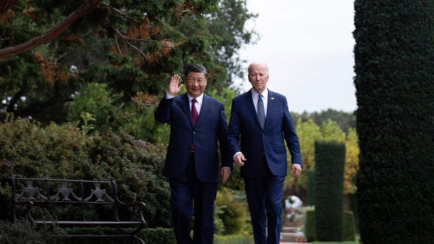 El líder de China aseguró a Biden que no tiene planes de invadir Taiwán 