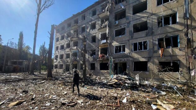 Están atacando casas de las que sale humo: en Avdiivka, los ocupantes están matando deliberadamente a civiles 