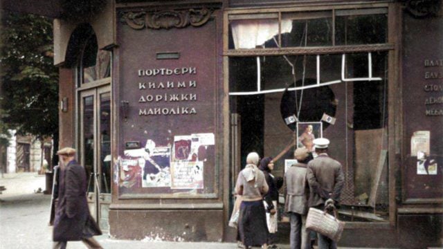 Día de la liberación de Kiev : imágenes de archivo destruyeron capital