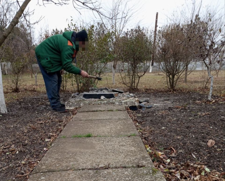 En la región de Kherson, los invasores destruyeron 14 monumentos a las víctimas del Holodomor