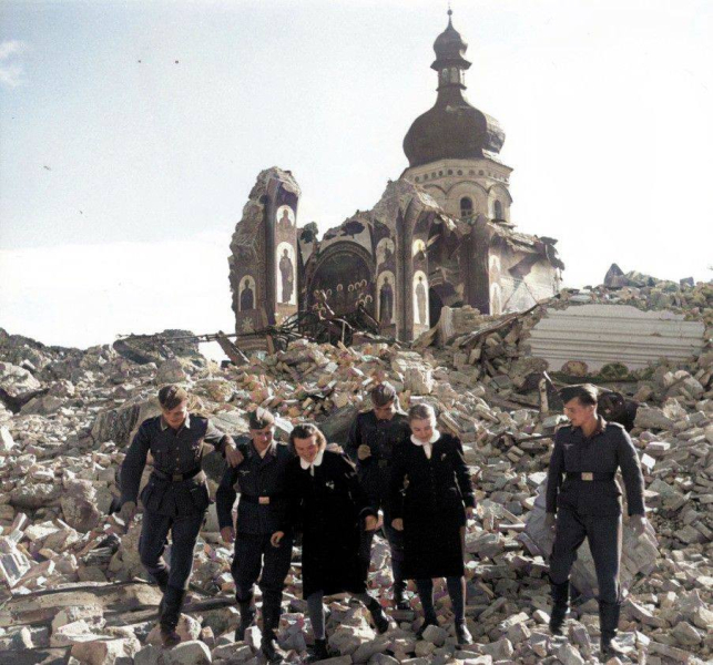 Día de la Liberación de Kiev: fotografías de archivo de la capital destruida