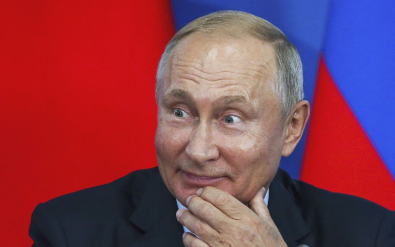 Putin y los niños : el dictador llamó a los rusos a tener más hijos