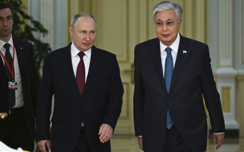 Putin nuevamente no pudo pronunciar el nombre y patronímico del presidente de Kazajstán: video