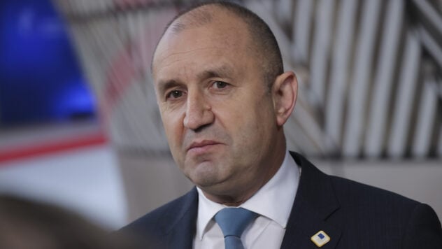El presidente de Bulgaria vetó los vehículos blindados de transporte de tropas para Ucrania