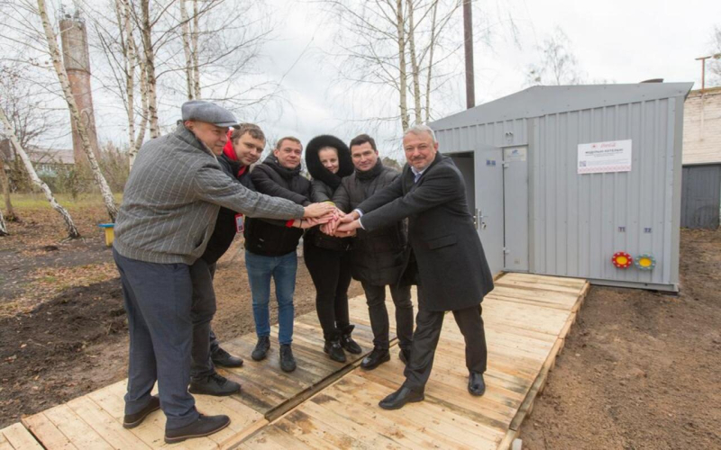 Calidez para las comunidades de la región de Kiev: dos aldeas recibieron salas de calderas modulares de manos de filántropos