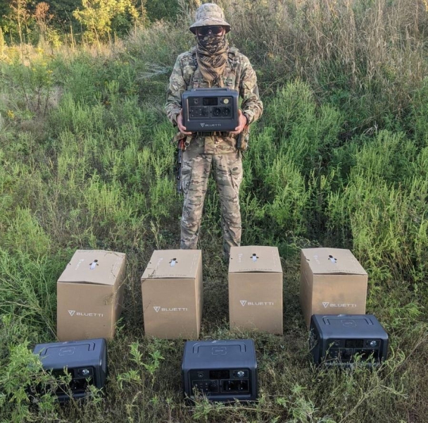 Miles de drones y cientos de automóviles: cómo los voluntarios ucranianos están ayudando a los militares a acercar la victoria