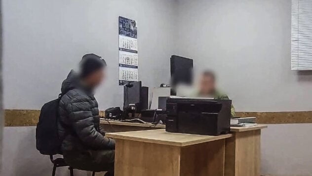 Los ojos tienen miedo, pero las manos dan: los guardias fronterizos detuvieron a un evasor del servicio militar obligatorio que ofreció un soborno por salir