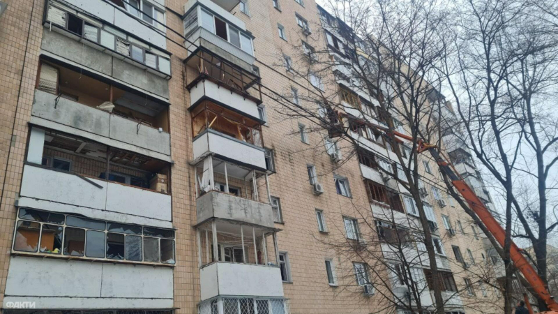 Ataque balístico en Kiev: cómo se ven una casa destruida y un jardín de infancia