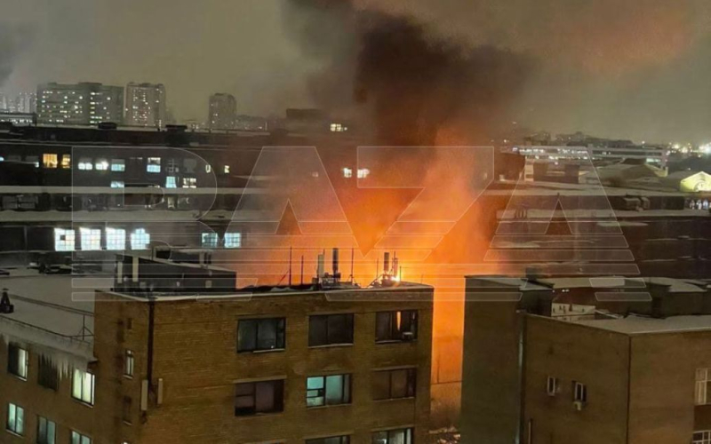 B Se produjo un gran incendio en una planta eléctrica en Moscú (foto, vídeo)