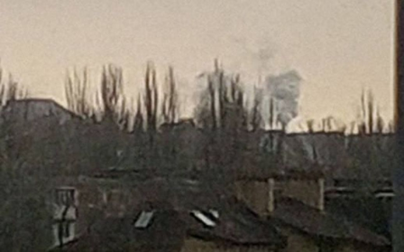 Se escucharon poderosas explosiones en Taganrog ruso - helicópteros fueron elevados al cielo (foto)