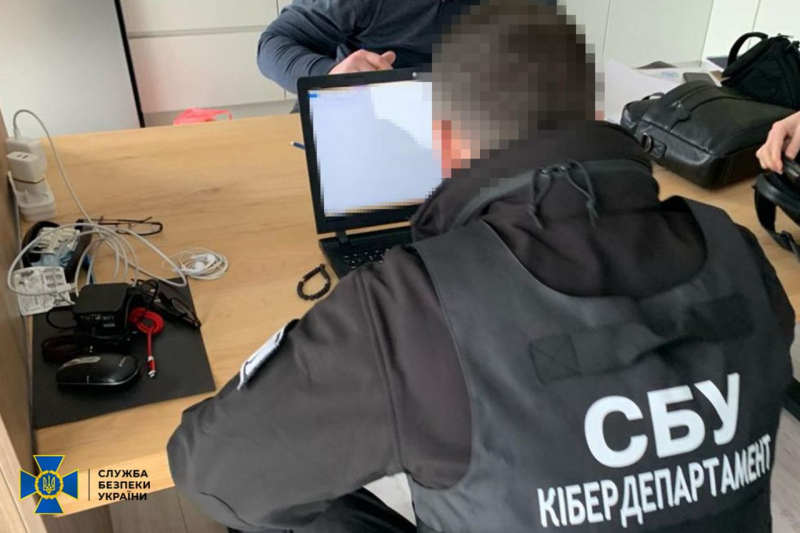 El SBU detuvo a empresarios que ayudaron al FSB a tomar el control del tráfico de Internet en la 